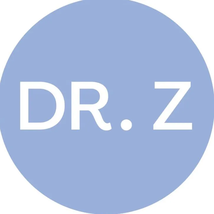 Dr. Zenovia Skincare Avatar