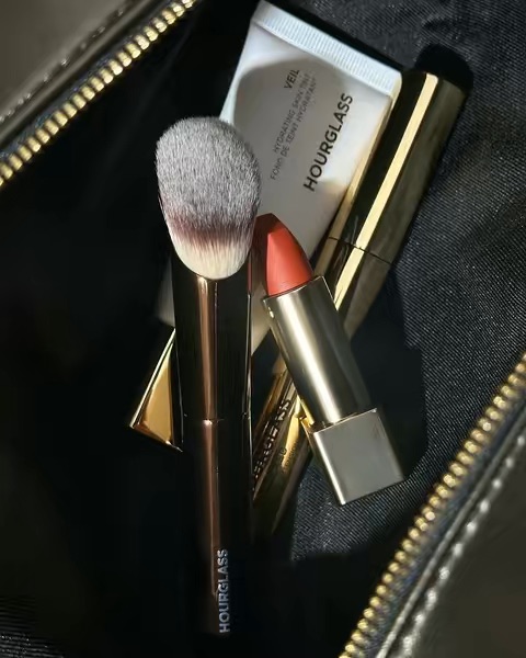 Post by hourglasscosmetics