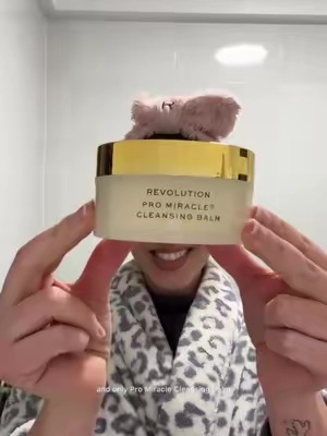 Post by makeuprevolution