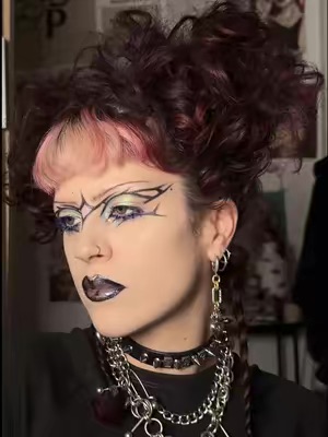 Post by glistencosmetics