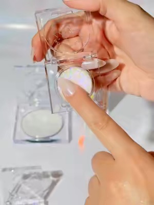 Post by lagirlcosmetics