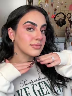 Post by cheekbonebeauty