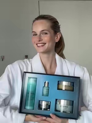 TikTok Post Thumbnail