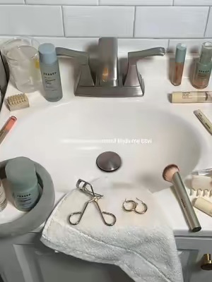 TikTok Post Thumbnail