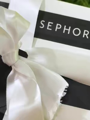 Post by lawlessbeautyofficial