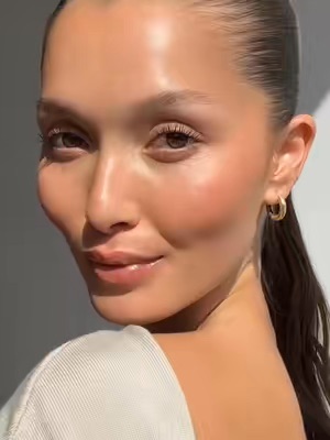 Post by hourglasscosmetics