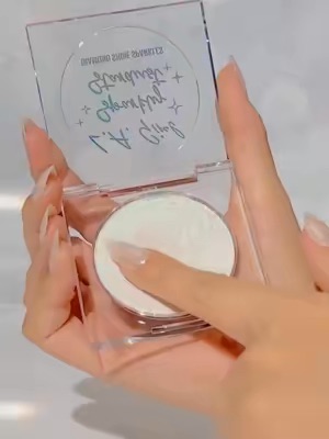 Post by lagirlcosmetics