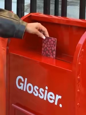 Post by glossier
