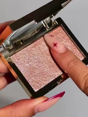 Post by iconic.london