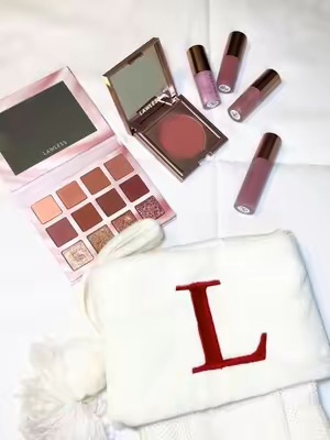 Post by lawlessbeautyofficial